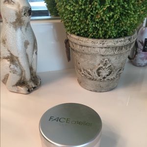 Face Atelier Loose Powder